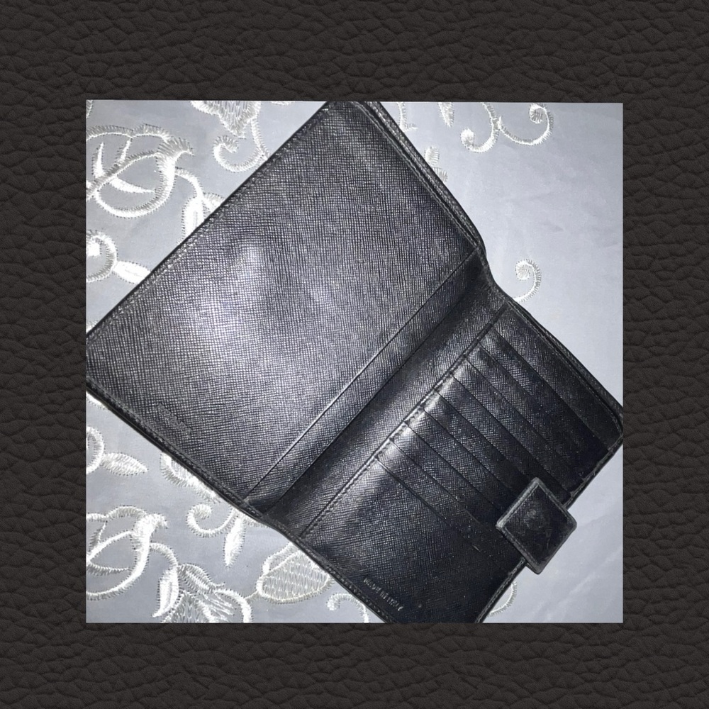Prada Black Saffiano Leather Wallet Clutch - Picture 9 of 10